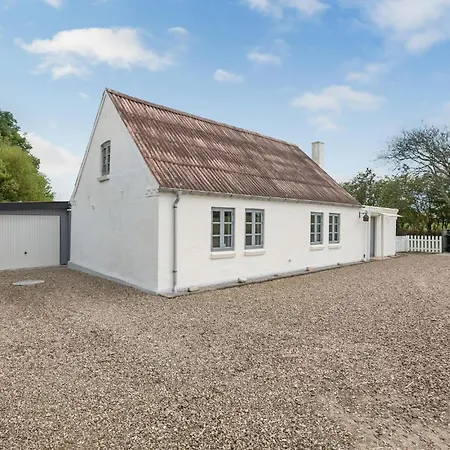 בית נופש 1 Bedroom Beautiful In *