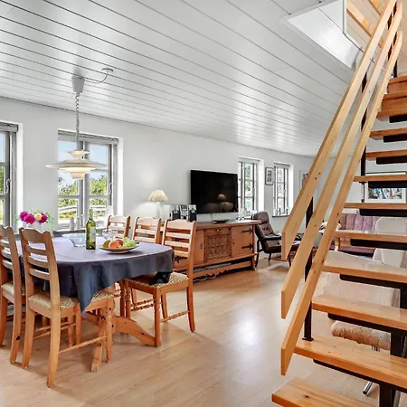 1 Bedroom Beautiful In