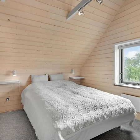 בית נופש 1 Bedroom Beautiful In