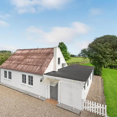 Schönes Haus In Mit Meerblick Ferienhaus *