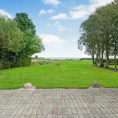 Ferienhaus Schönes Haus In Mit Meerblick *